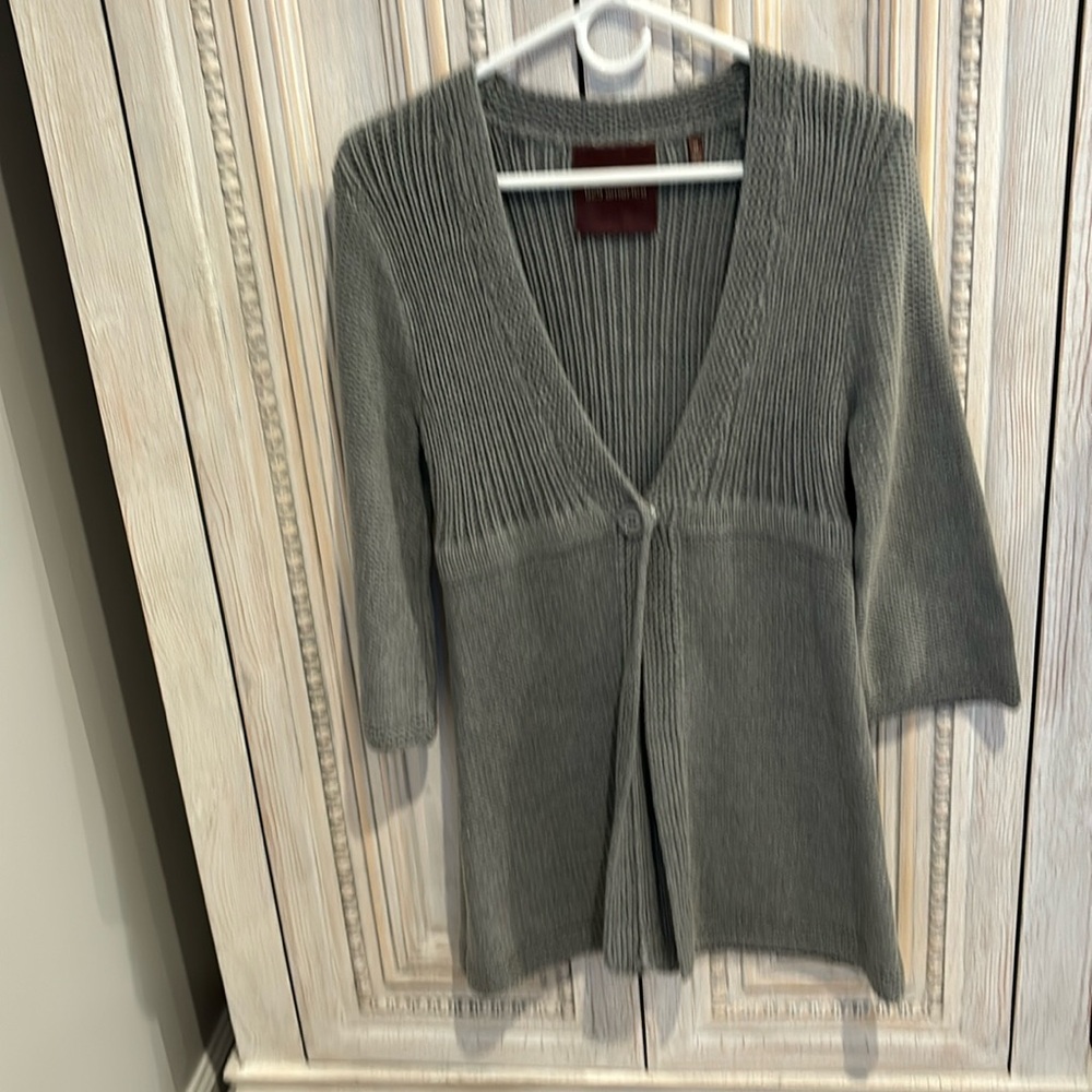 Women’s sweater